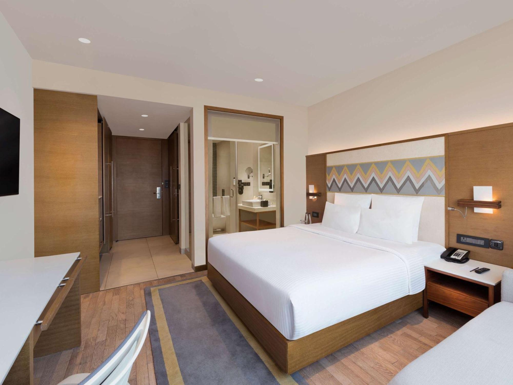 Novotel Guwahati Gs Road Exterior foto